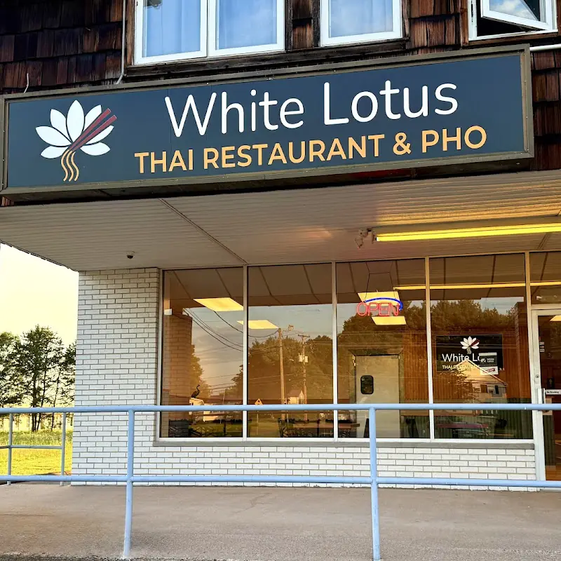 White Lotus Thai Restaurant & Pho