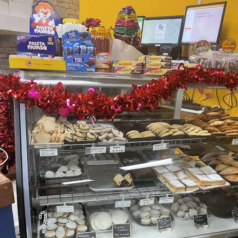 Mariana's Panaderia & Bakery