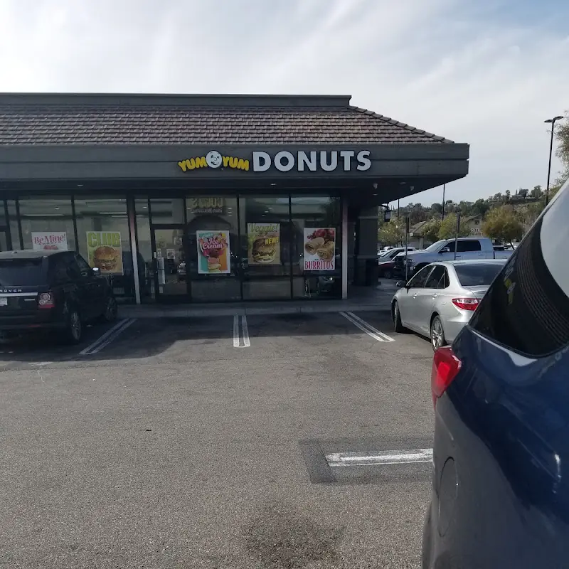 Yum Yum Donuts