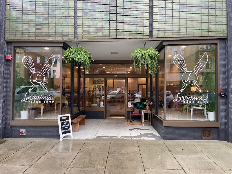 Lorraine's Bake Shop