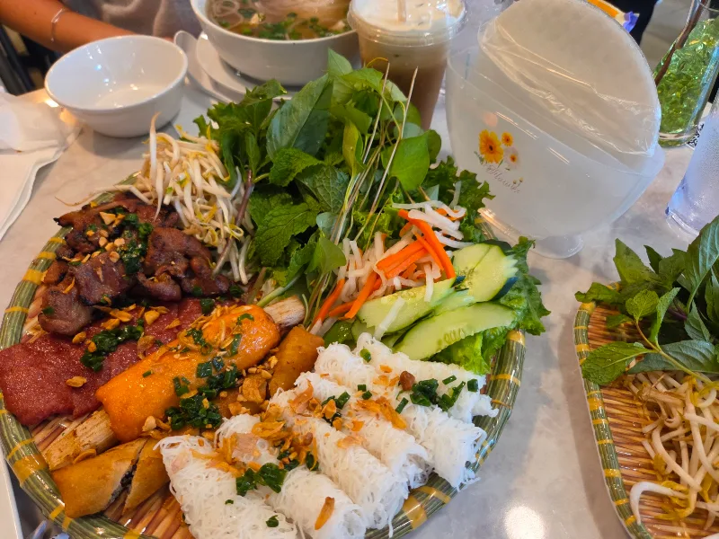 Đậu Hũ Kỳ (Crispy Bean Curd Skin)
