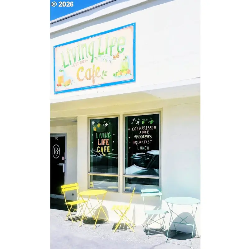 Living Life Cafe