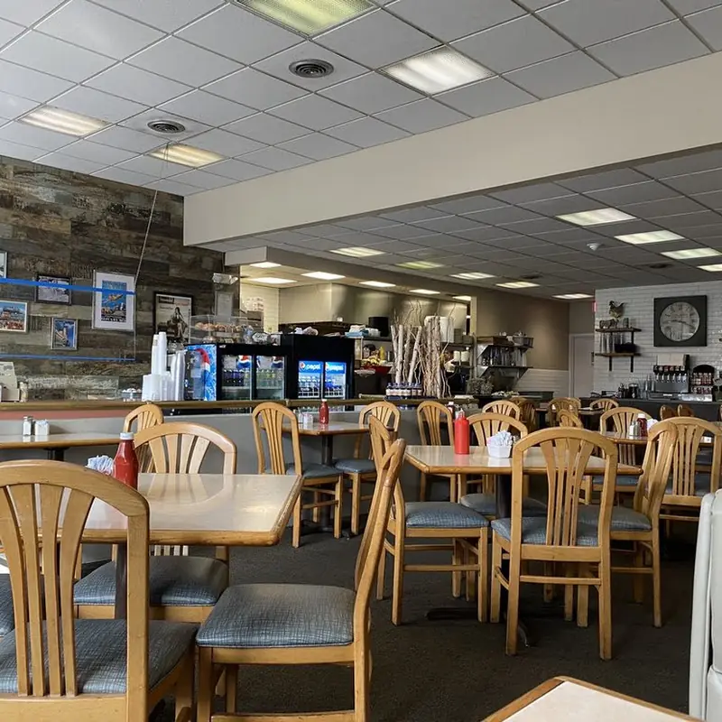 Perry's Cafe & Deli