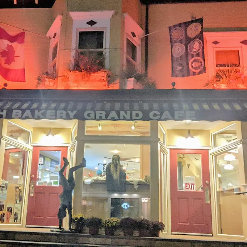 Beach Bakery & Grand Cafe