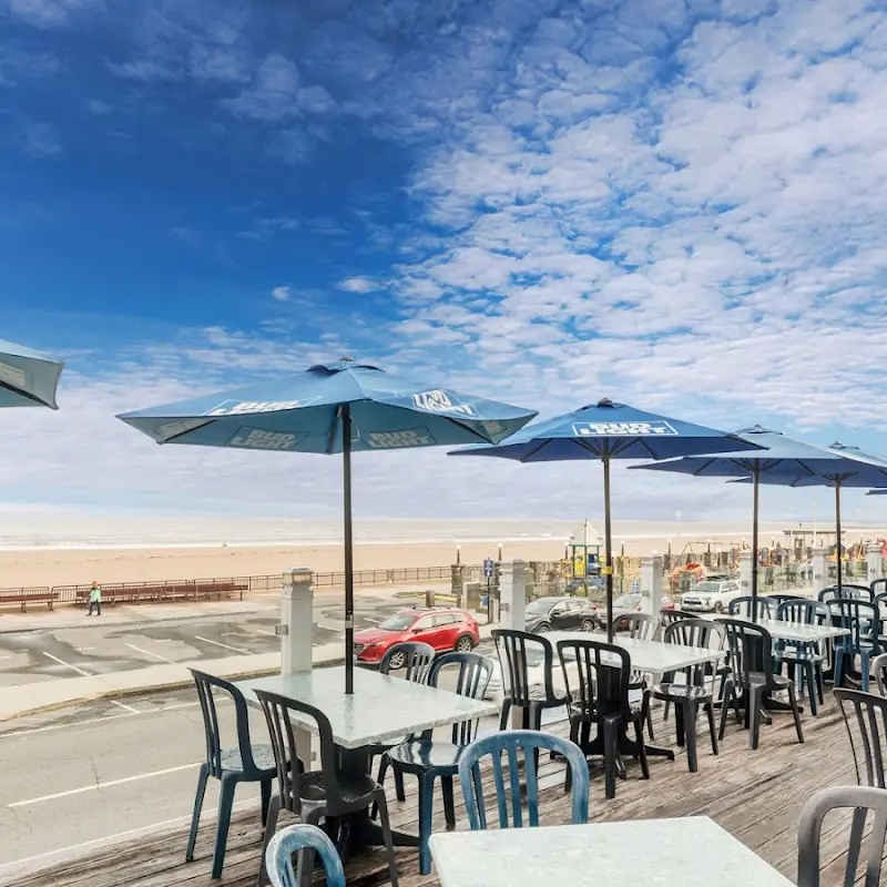 Boardwalk Cafe & Pub