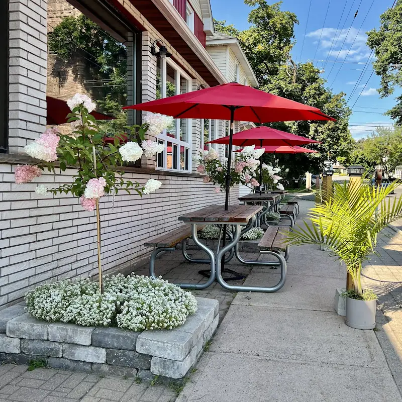 Là Anh - Authentic Vietnamese & Lounge