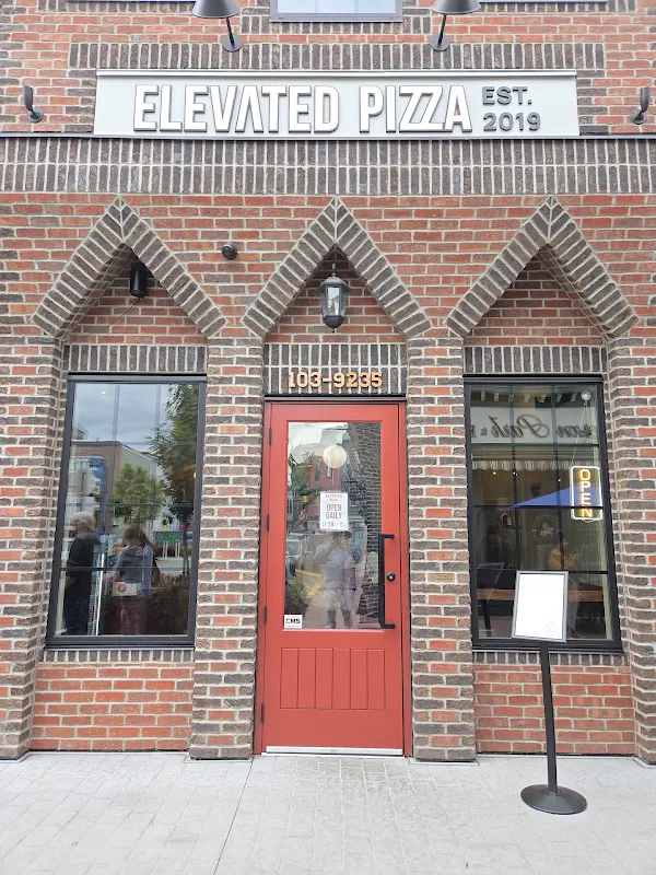 Elevated Pizza (District 1881)