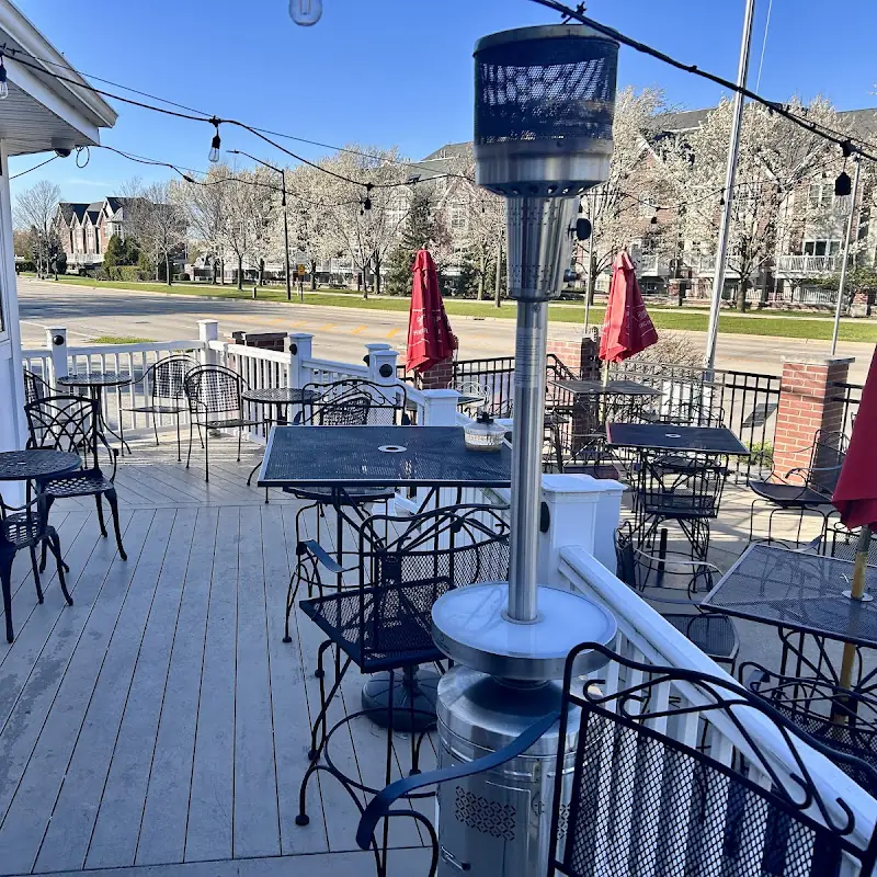 Bert's Bar & Grill