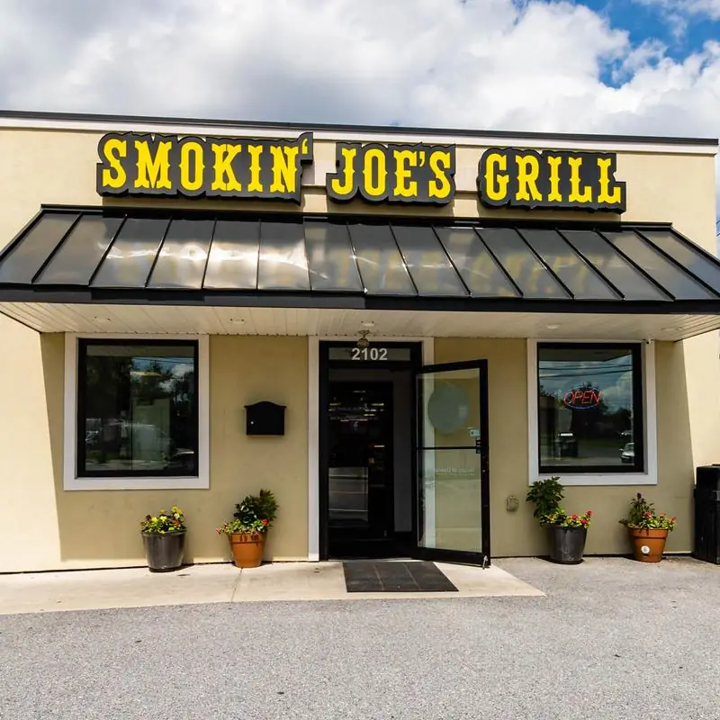 Smokin' Joe's Grill
