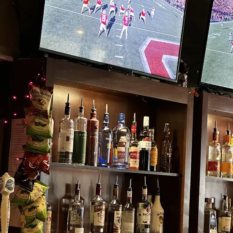 Bennetts Bar & Pizzeria