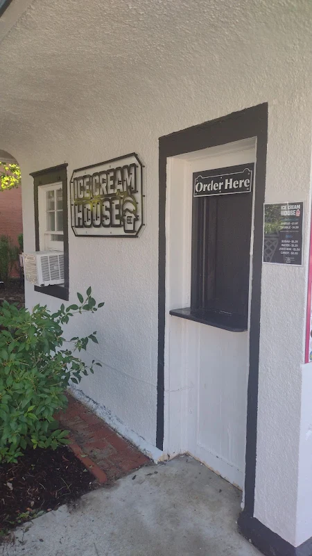 Ice Cream House