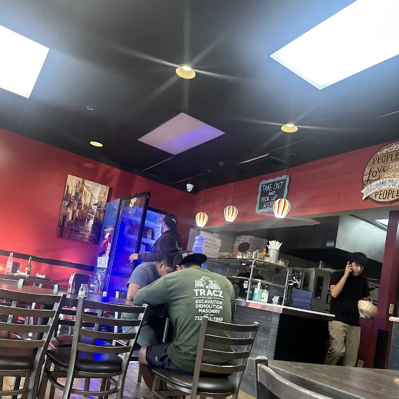 La Toscana Pizzeria & Restaurant