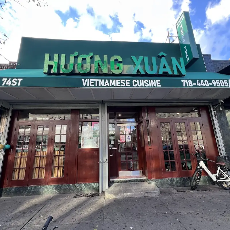 Hướng Xuân