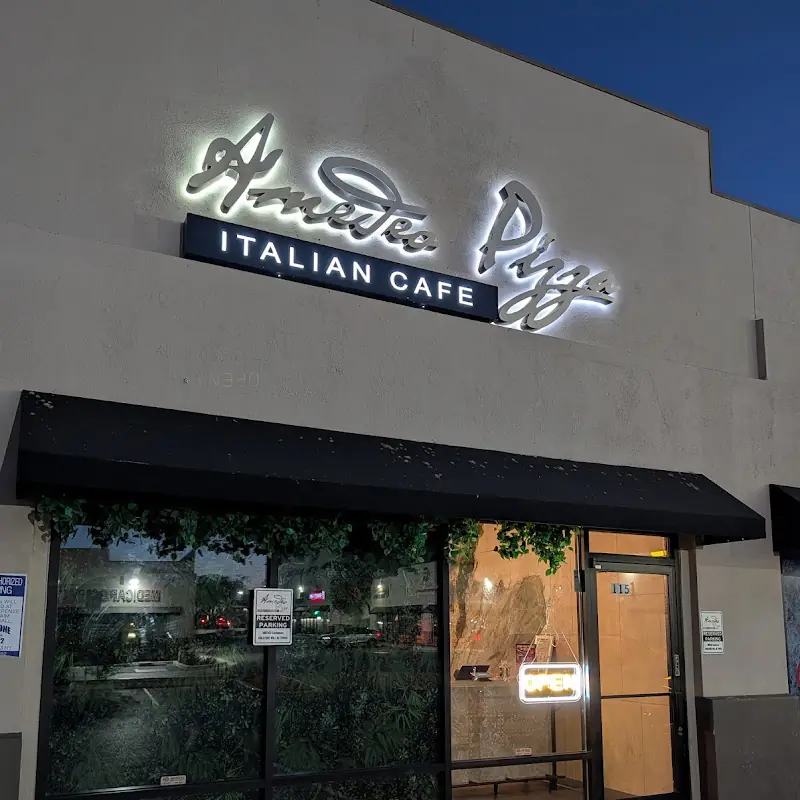 Amedeo Pizza Italian Restaurant