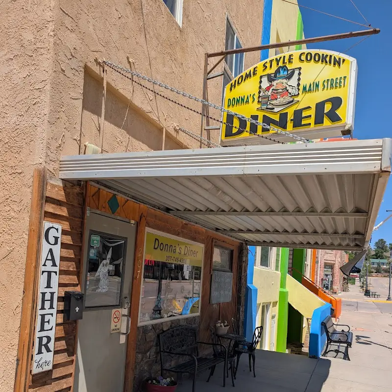 Donna's Main Street Diner