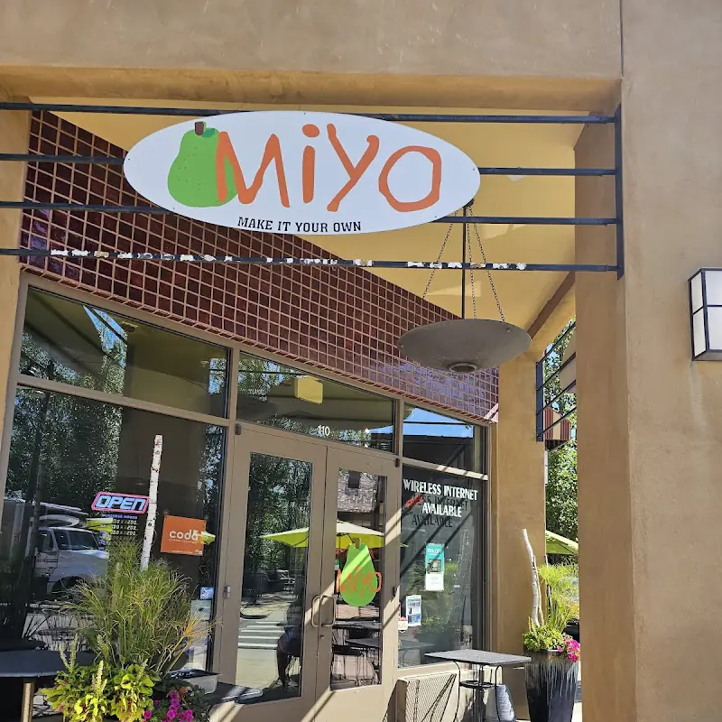Miyo Cafe