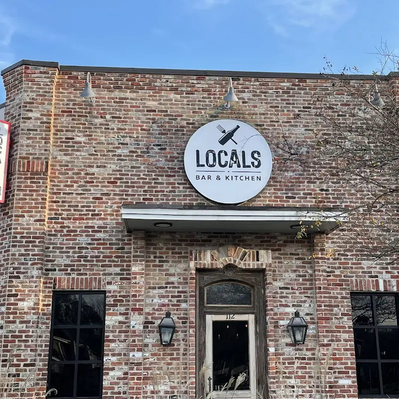 Locals Bar and Kitchen Central