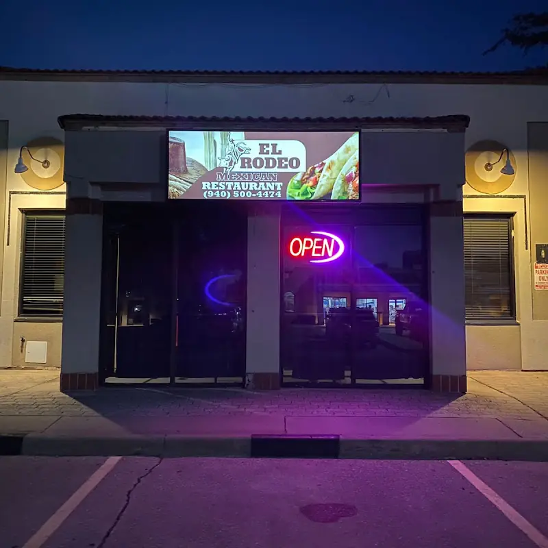 EL RODEO