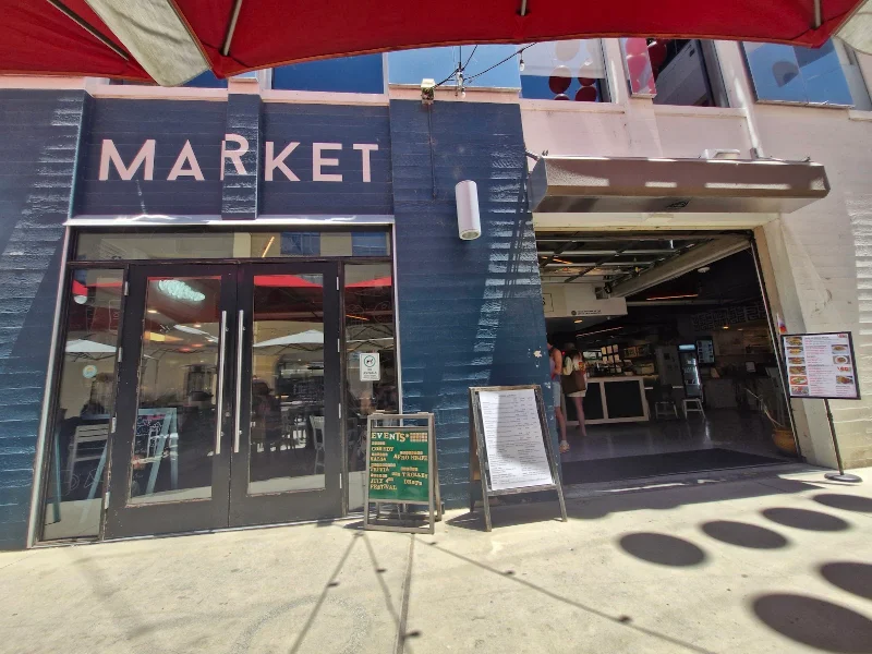 Abbott Square Market