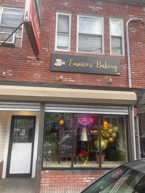 Eunices Bakery