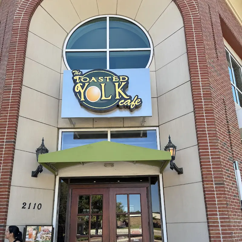 The Toasted Yolk Cafe