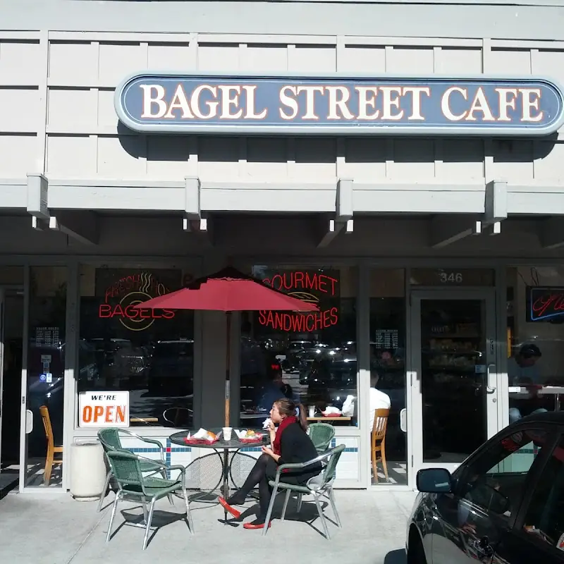Bagel Street Cafe