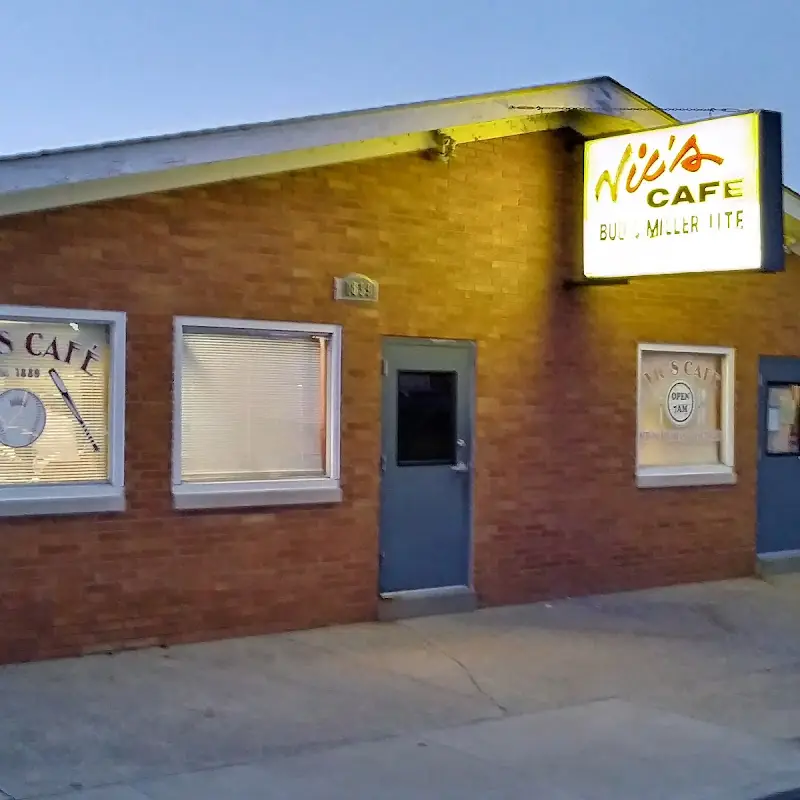 Vic's Cafe