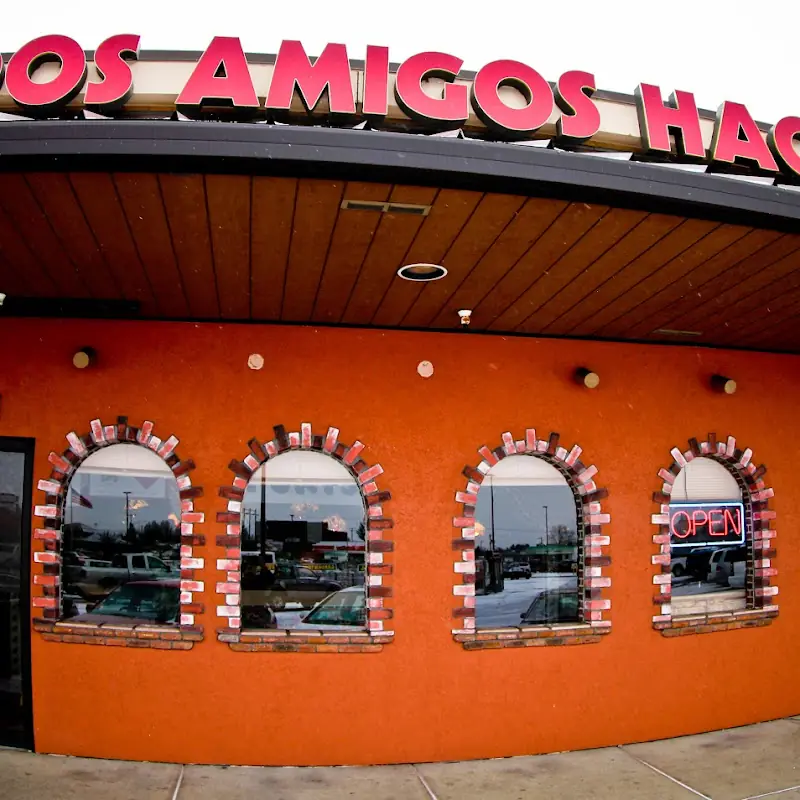 Los Dos Amigos Hacienda