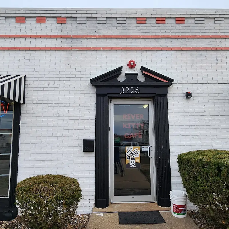 River Kitty Cafe