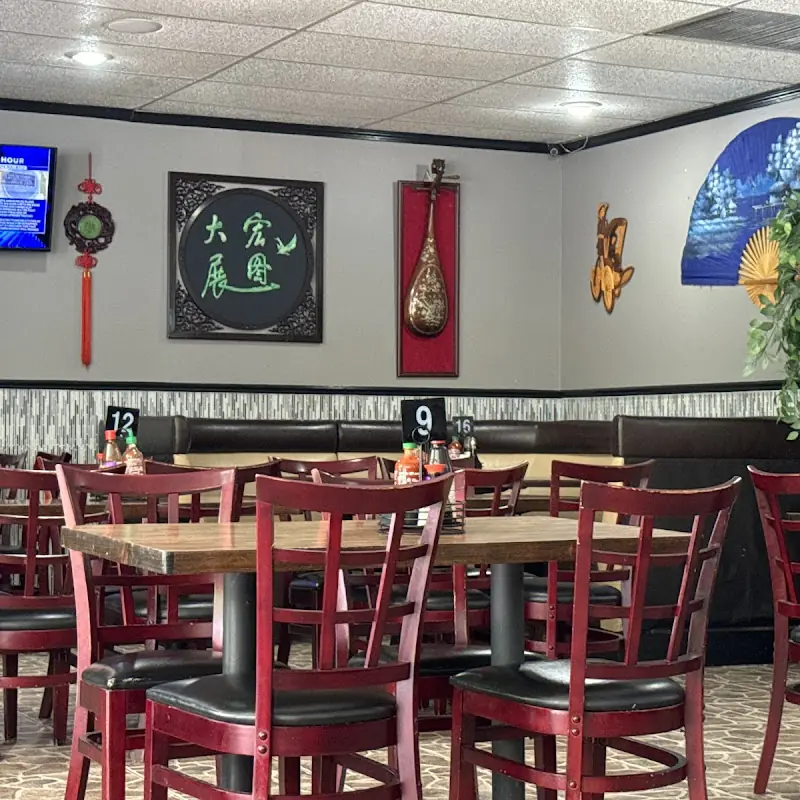 Lucky Cafe