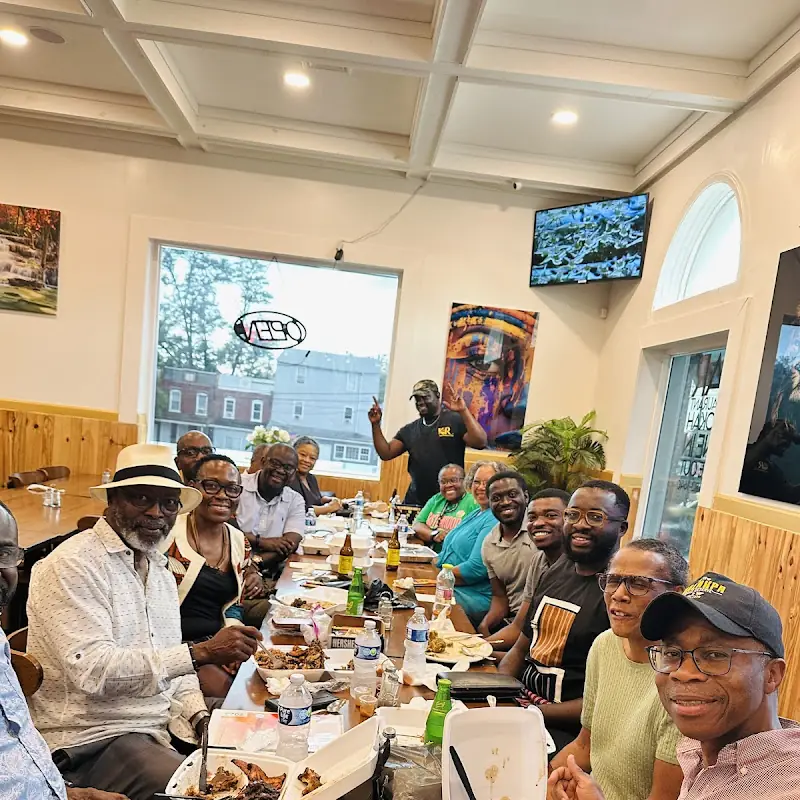 K & R International Restaurant & Bar