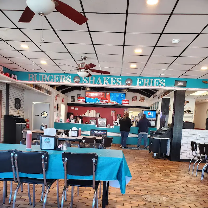 Wade's Burgers & Fries