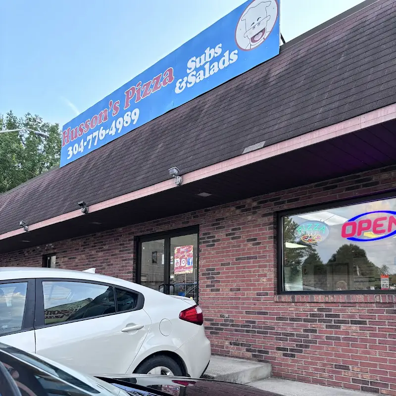 Husson's Pizza - St. Albans