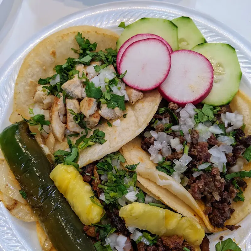 El Saborcito Pupuseria and Taqueria