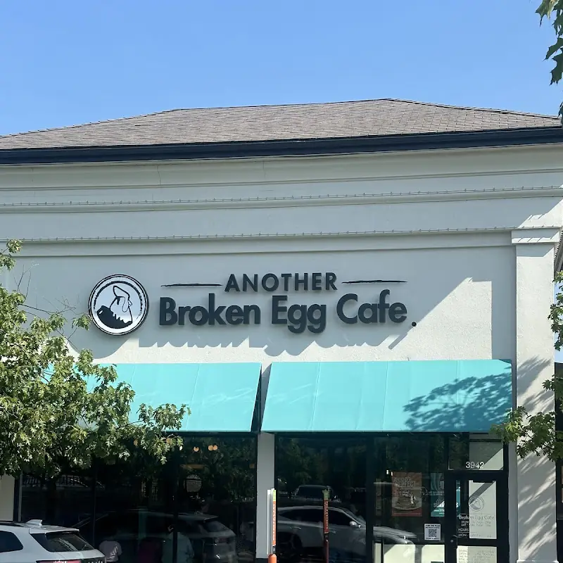 Another Broken Egg Cafe