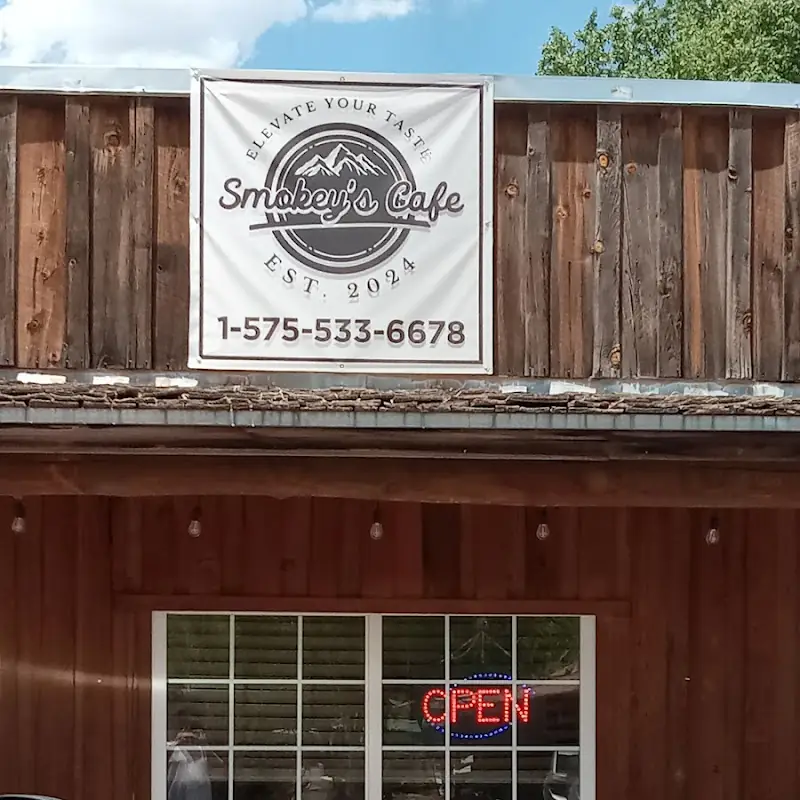 Smokey's Cafe