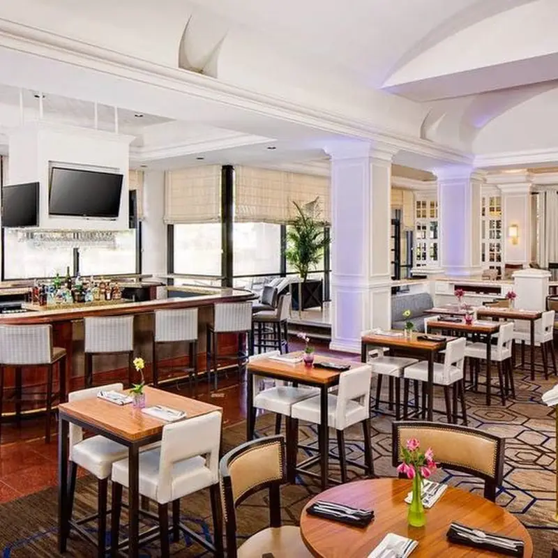 Market Kitchen & Bar
