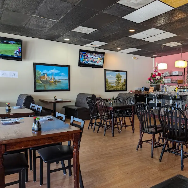 Oishi Thai Restaurant and Sushi Bar
