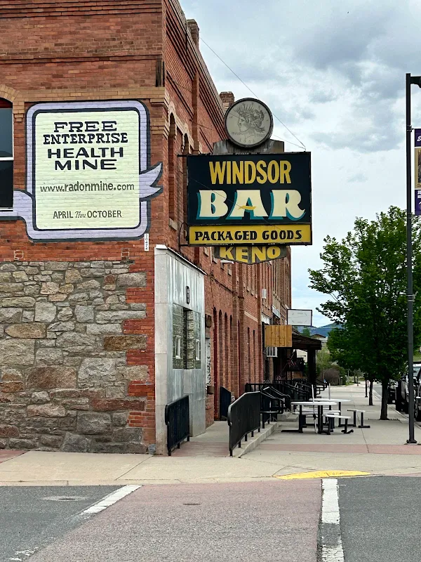 Windsor Bar