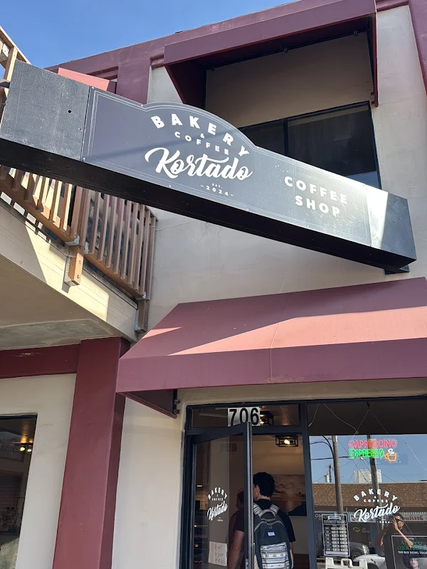 Kortado Bakery and Coffee