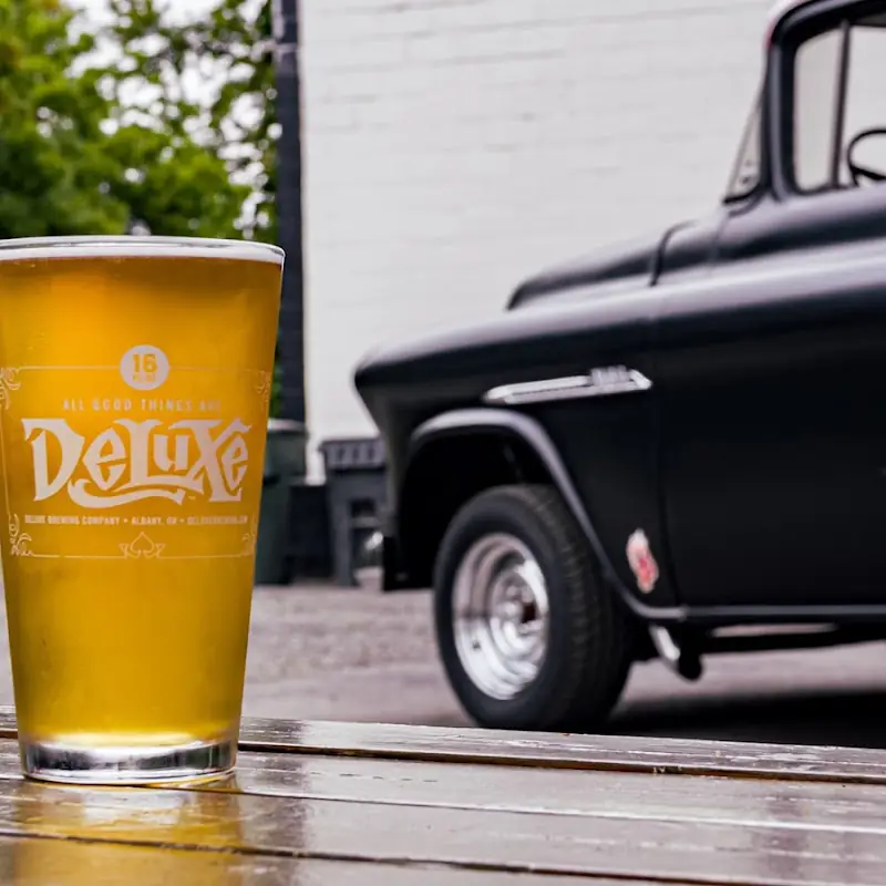 Deluxe Brewing Company