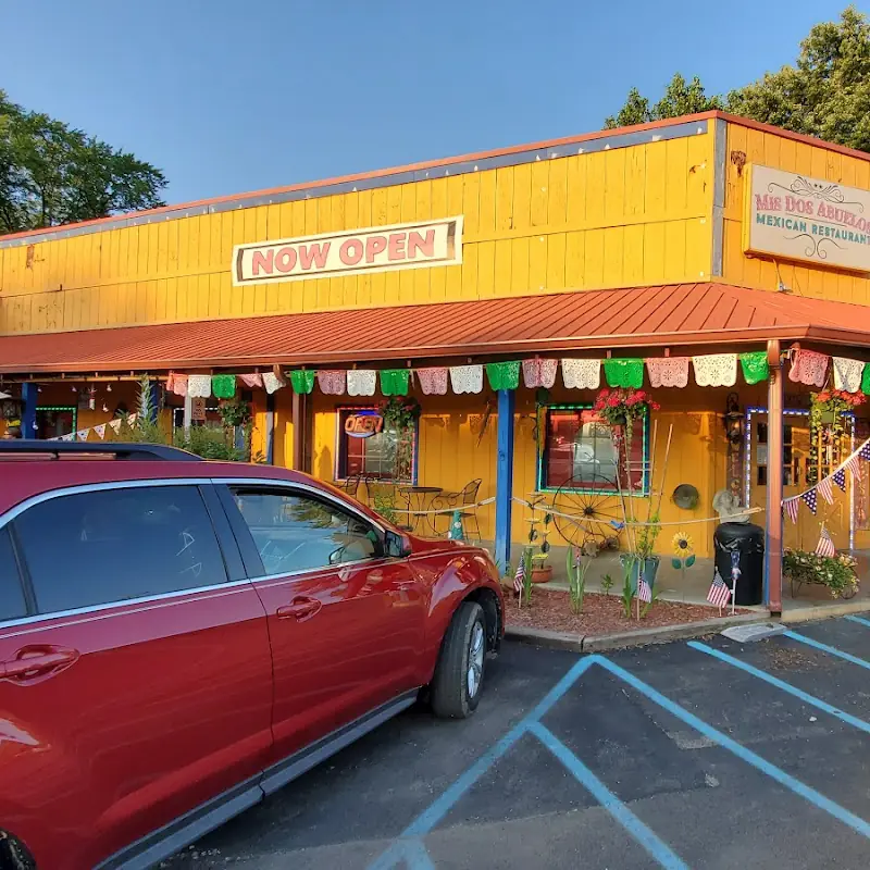 Mis Dos Abuelos Mexican Restaurant