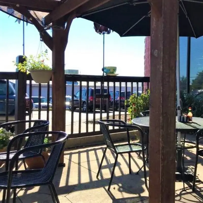 The Parkway Cafe