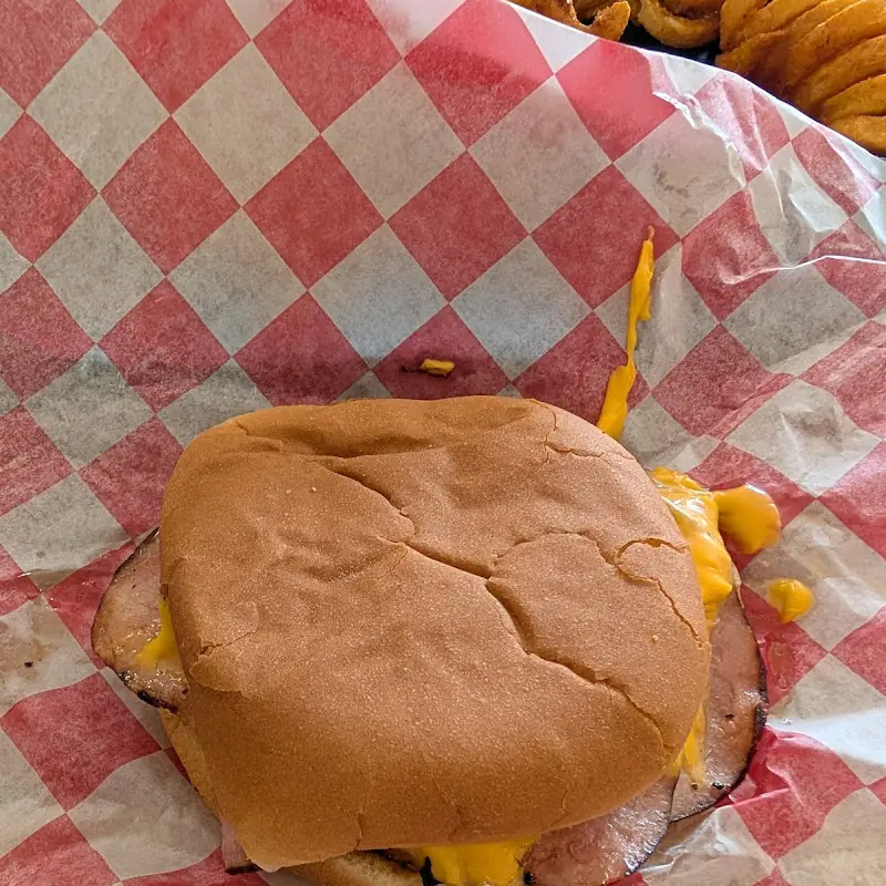 Strate's Drive-Inn
