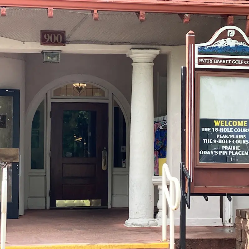 Patty Jewett Bar & Grill
