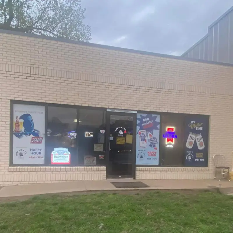 Bear-N-T's Hideaway Cafe and Lounge
