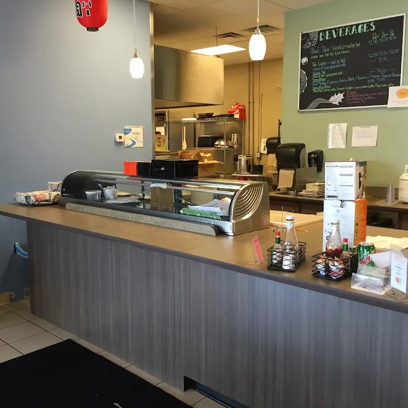 Lucky Sushi Cafe