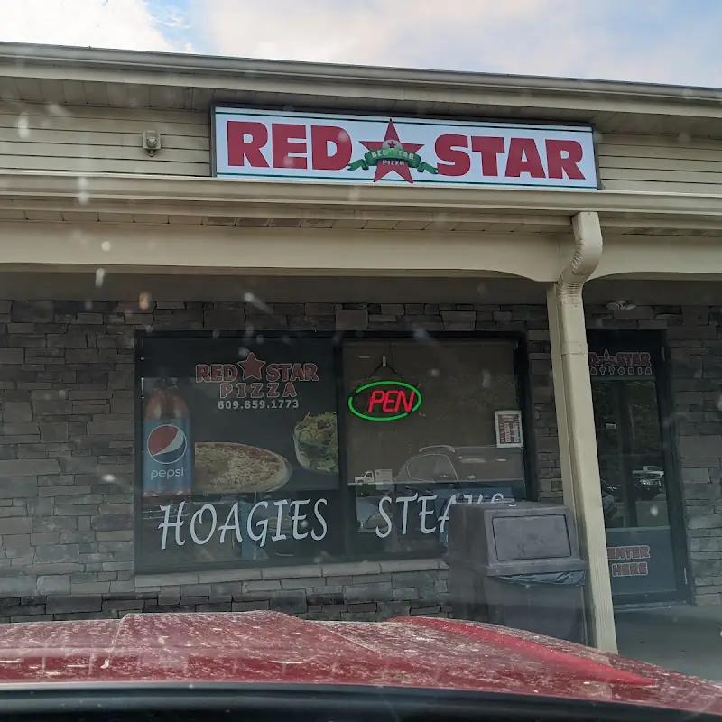 Red Star Pizza