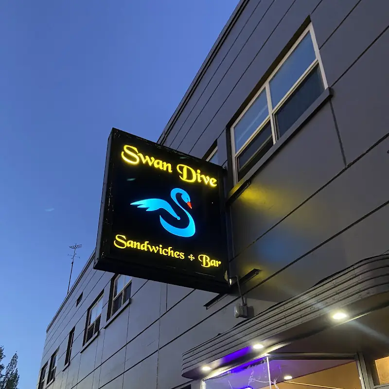 Swan Dive Sandwiches + Bar