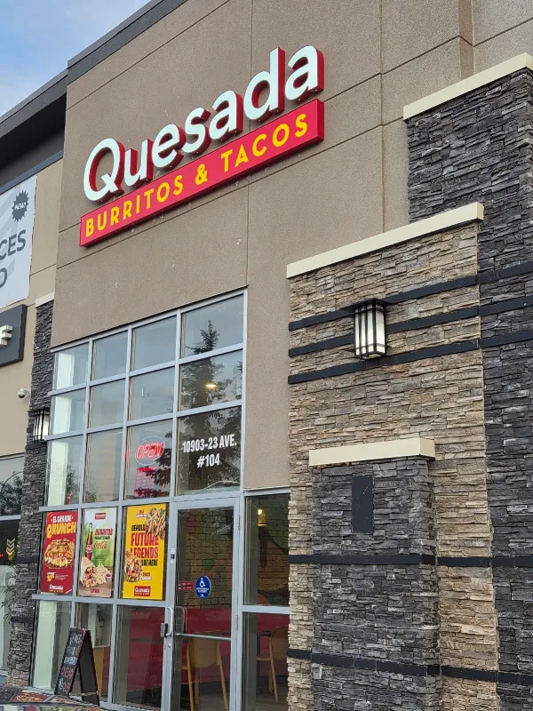 Quesada Burritos & Tacos